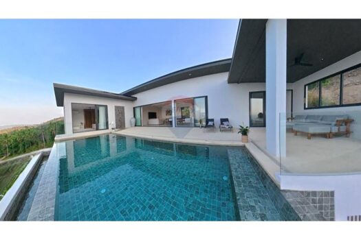 Modern pool villa for sale in a prime