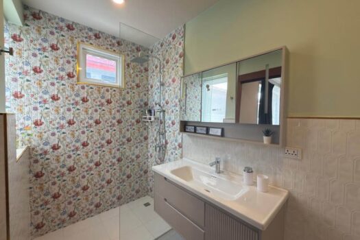 New Villa for rent
