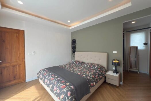 New Villa for rent