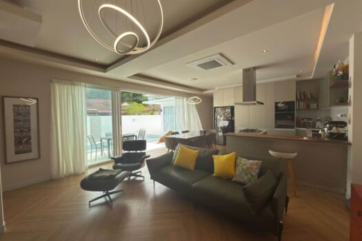 New Villa for rent