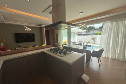 New Villa for rent