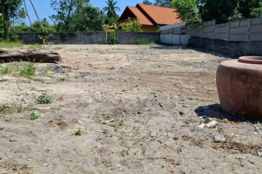 Flat land Plai Laem for sell
